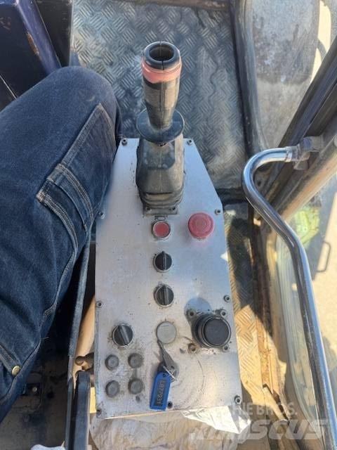  COMPACTOR MV 615 DT Erdbauwalzen
