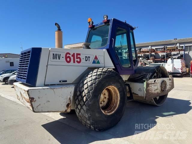  COMPACTOR MV 615 DT Erdbauwalzen