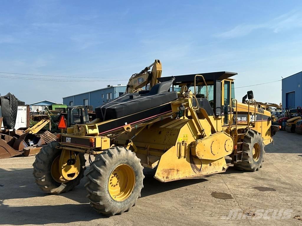 CAT RM 300 Asphalt-Recycler