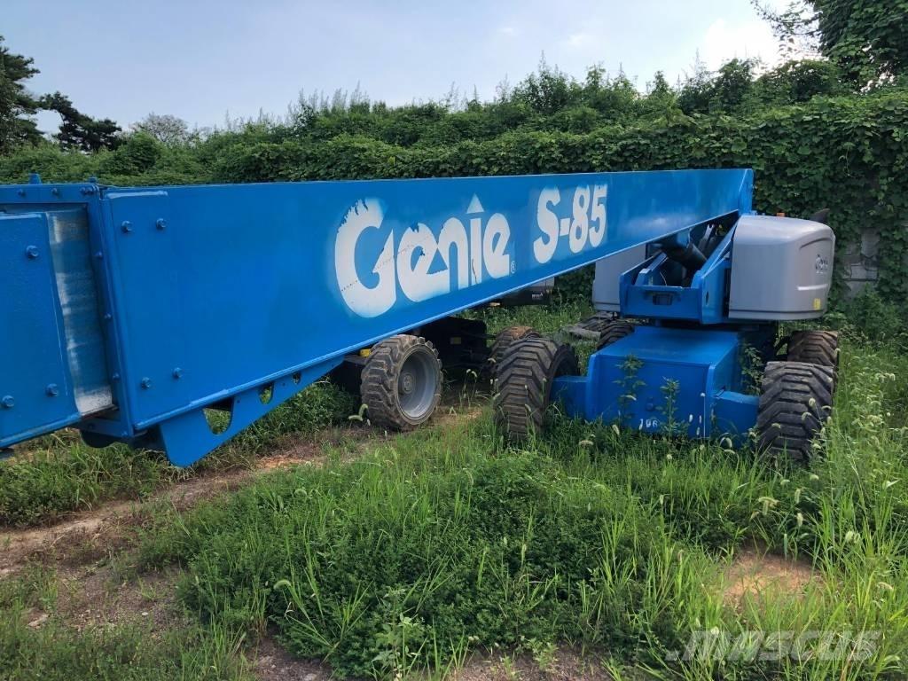 Genie S 85 Teleskopbühnen