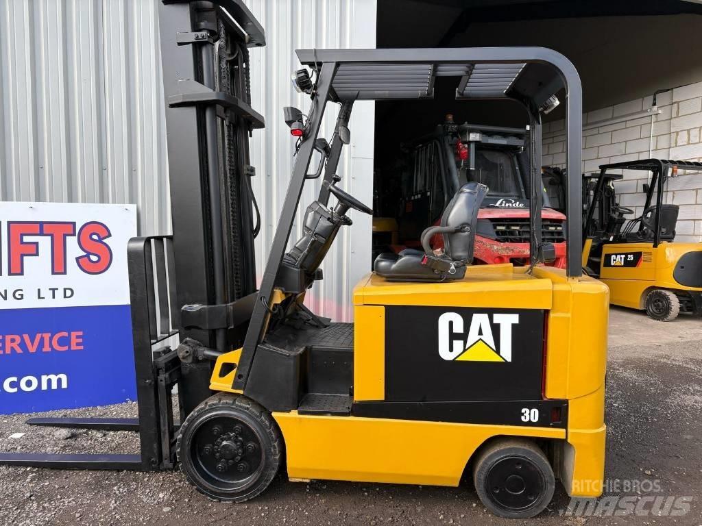 CAT EP 30 K Elektro Stapler