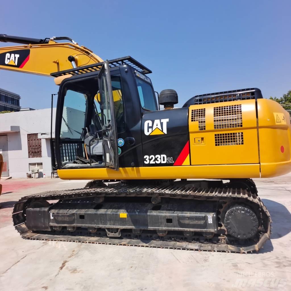 CAT 320 D2L Raupenbagger