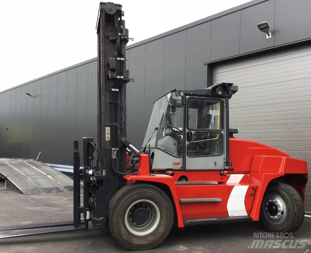 Kalmar DCE120-6 Diesel Stapler