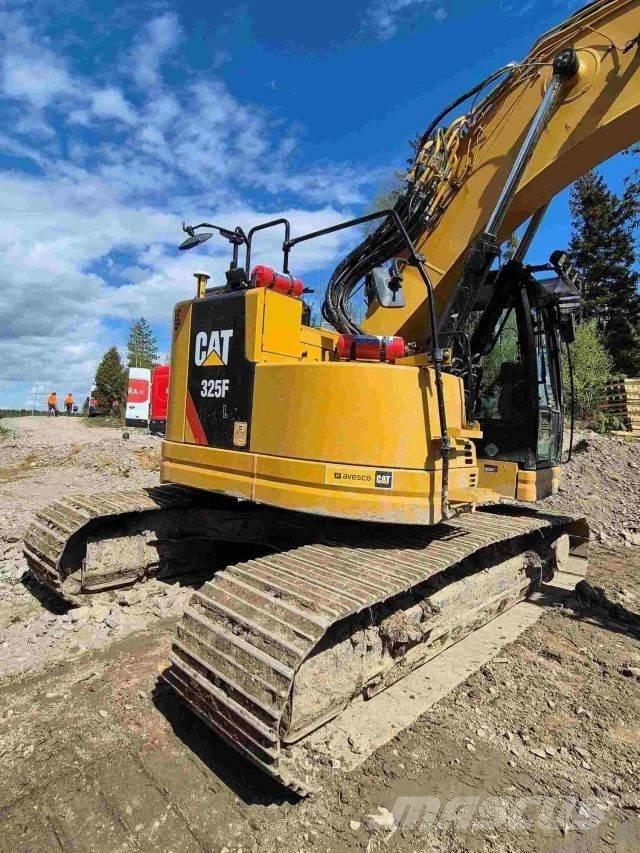 CAT 325FLCR Raupenbagger