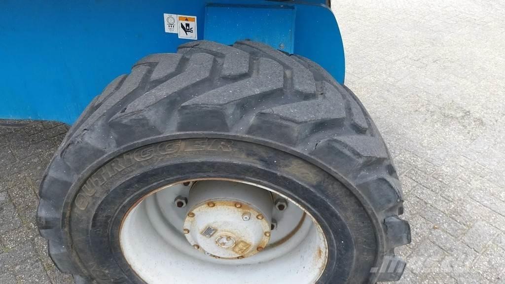 Genie S105 4X4X4 Teleskopbühnen
