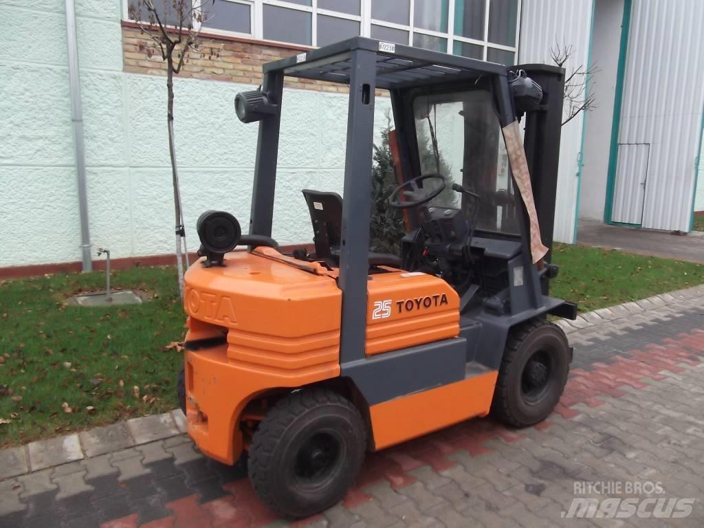 Toyota 5 FD 20 Diesel Stapler