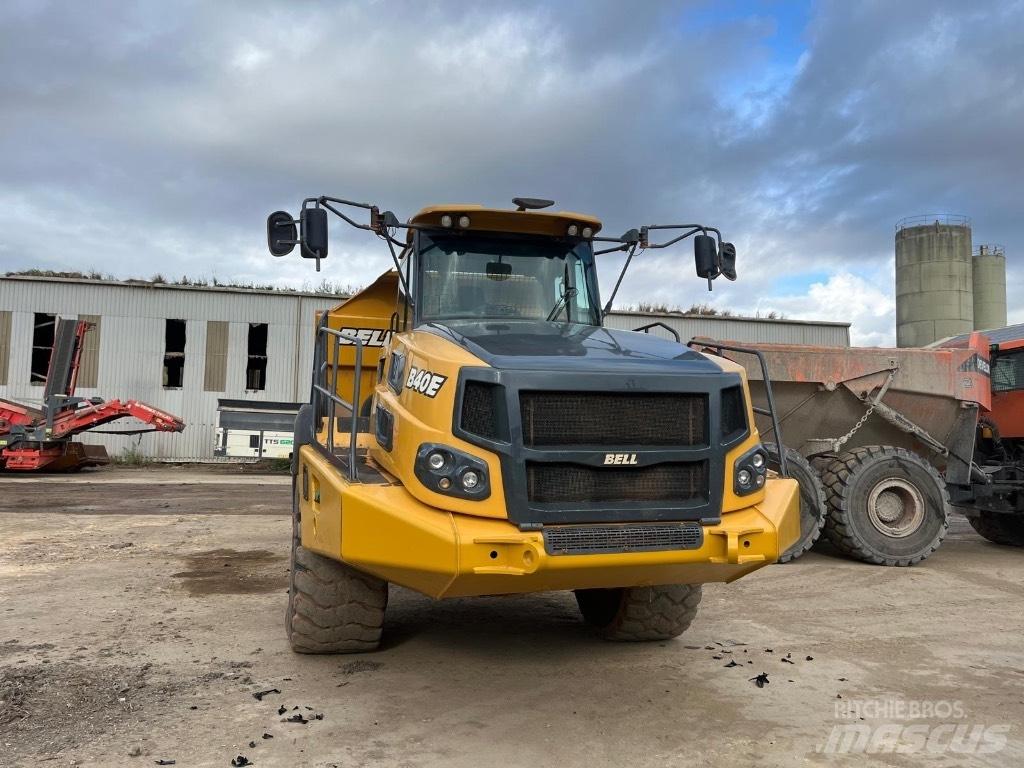 Bell B 40 E Dumper - Knickgelenk
