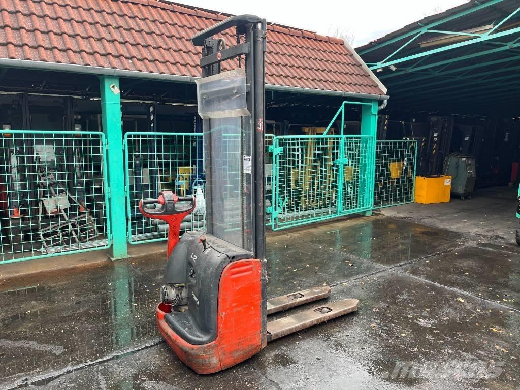 Linde L12 /379/  V-4229 Selbstfahrstapler