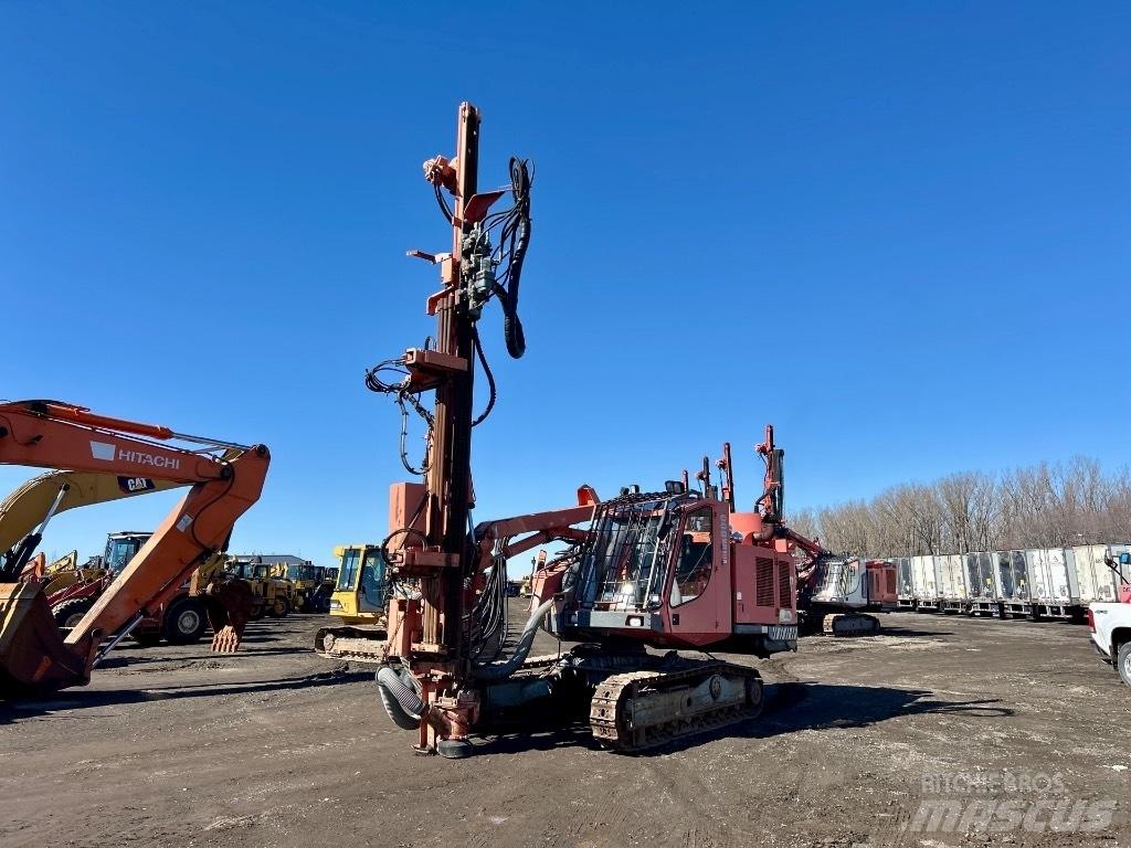 Sandvik DX 800 Oberflächenbohrgeräte