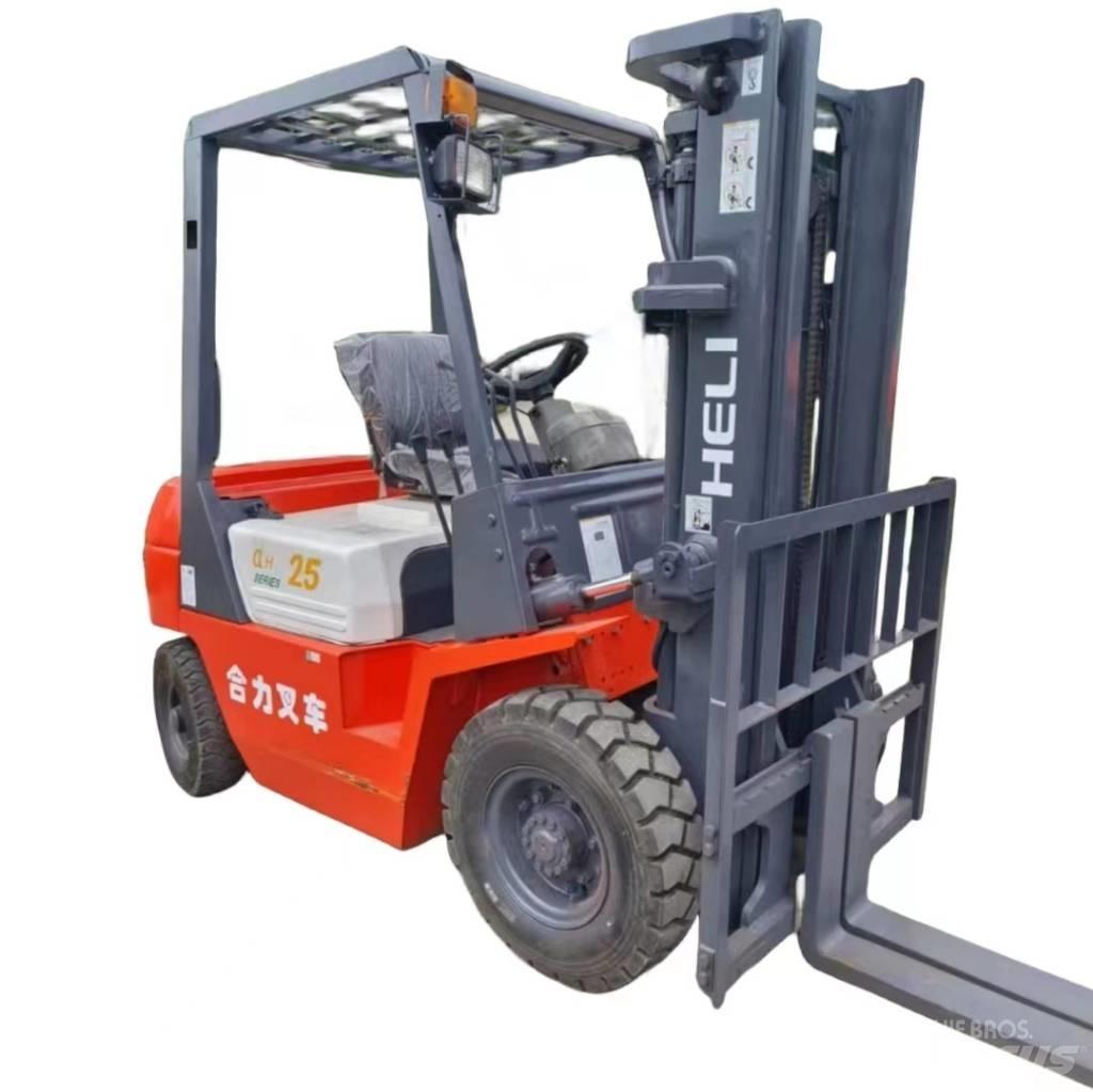 Heli FD 25 Diesel Stapler