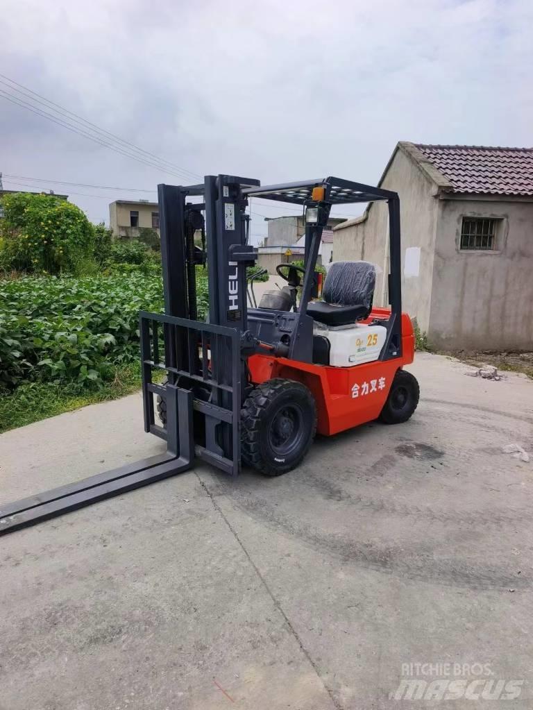 Heli FD 25 Diesel Stapler