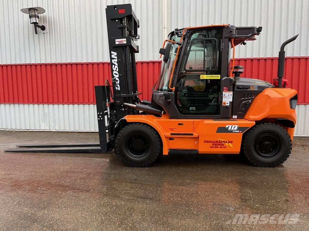 Doosan D70S-9 Diesel Stapler