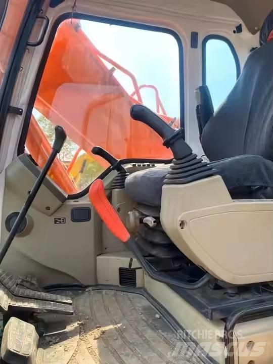 Doosan DH150 Raupenbagger