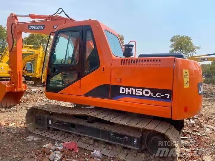 Doosan DH150 Raupenbagger