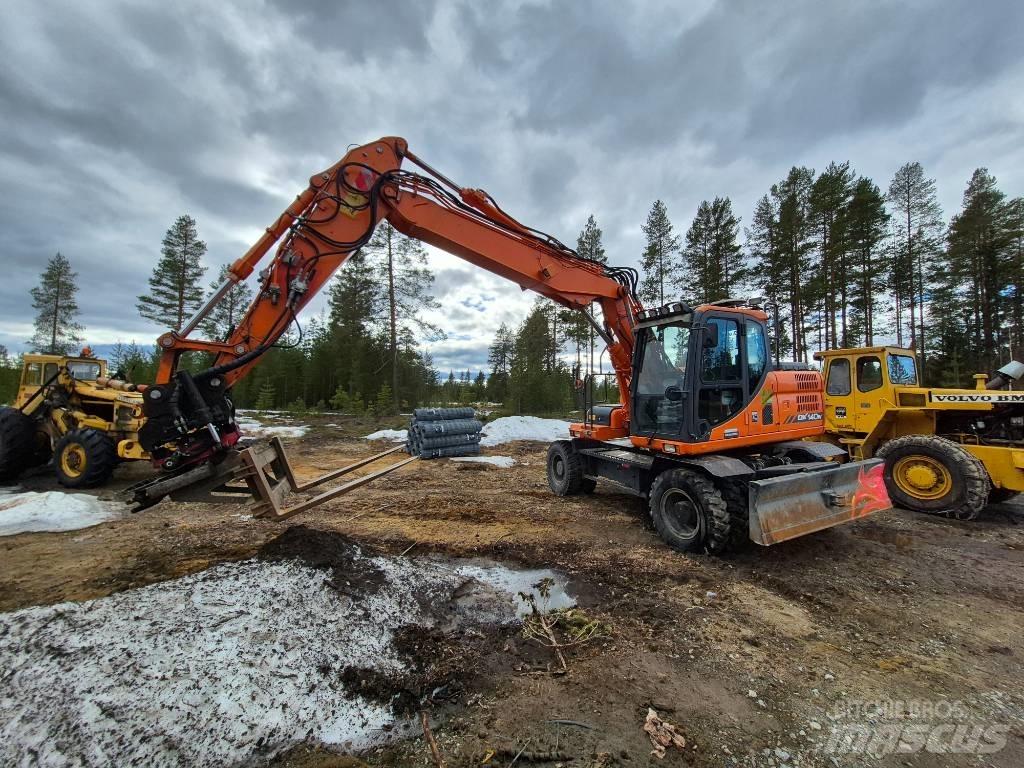 Doosan DX 140 W-3 Mobilbagger