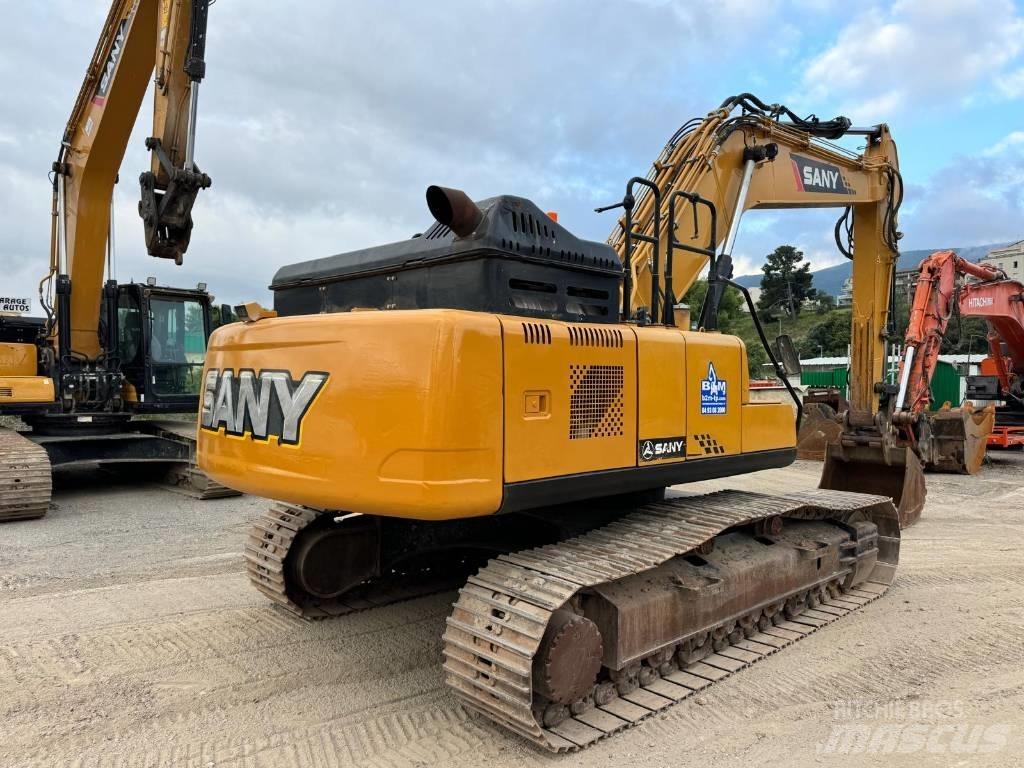 Sany SY215C Raupenbagger