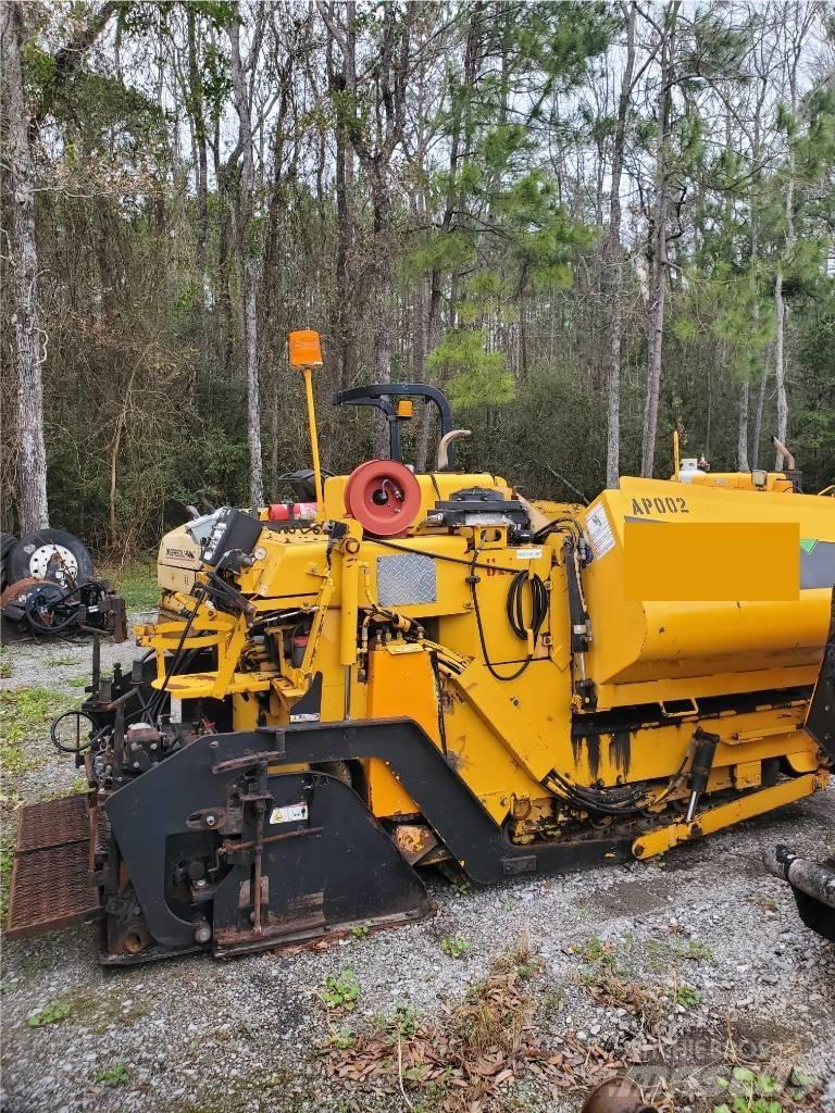  New Generation 5800C Strassenfertiger