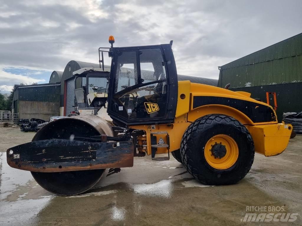 JCB Vibromax VM 146 Erdbauwalzen