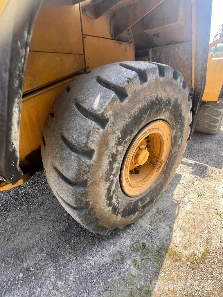 Volvo L180F Radlader