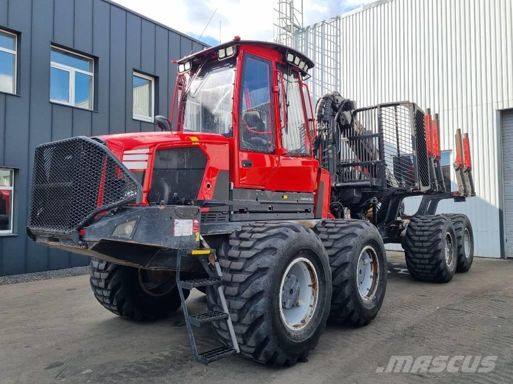 Komatsu 895 Forwarder