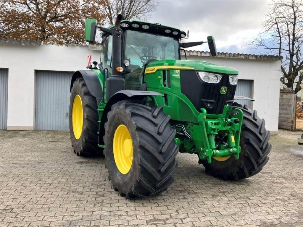 John Deere 6R 215 Traktoren