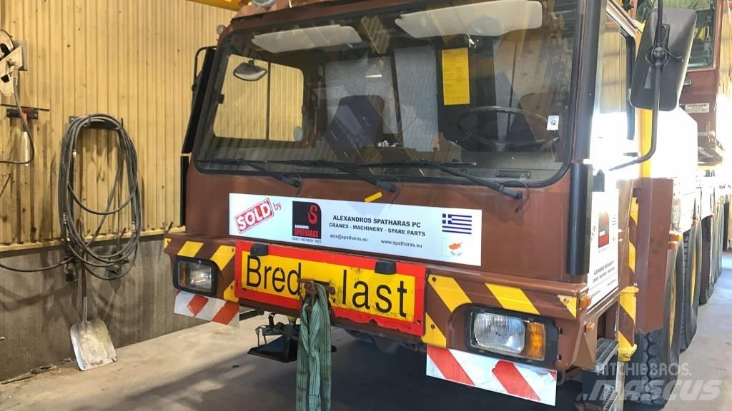 Liebherr LTM 1090-2 All-Terrain-Krane