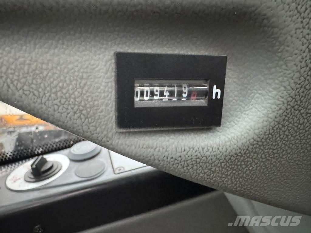 Liebherr LH 26 M Materialumschlag