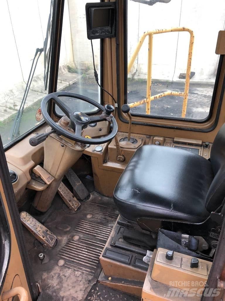 CAT 824 C Raddozer