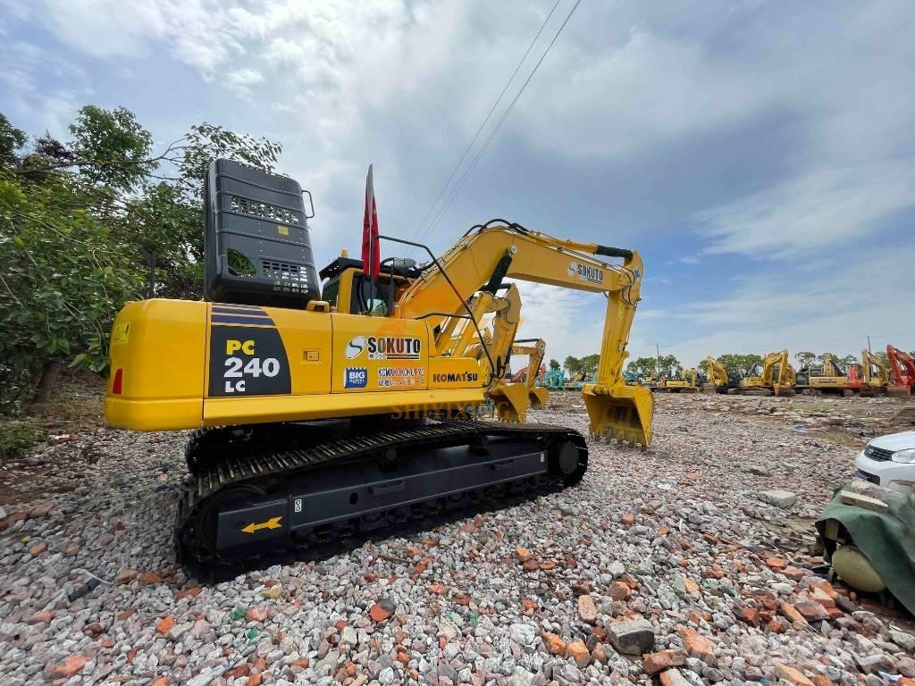 Komatsu PC 240-8 Raupenbagger