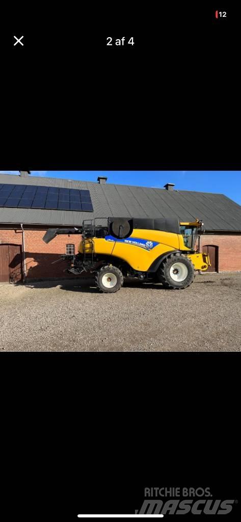 New Holland CR 9080 Mähdrescher
