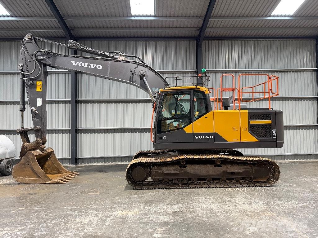 Volvo EC 220 E Raupenbagger