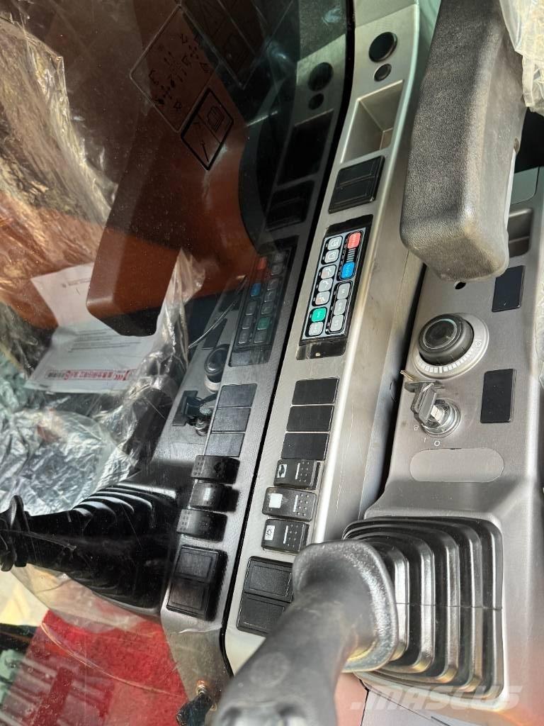 Doosan DX 225 Raupenbagger