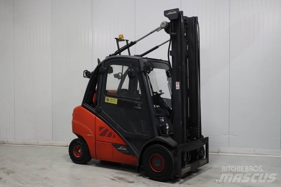 Linde H35T-02 Gas Stapler