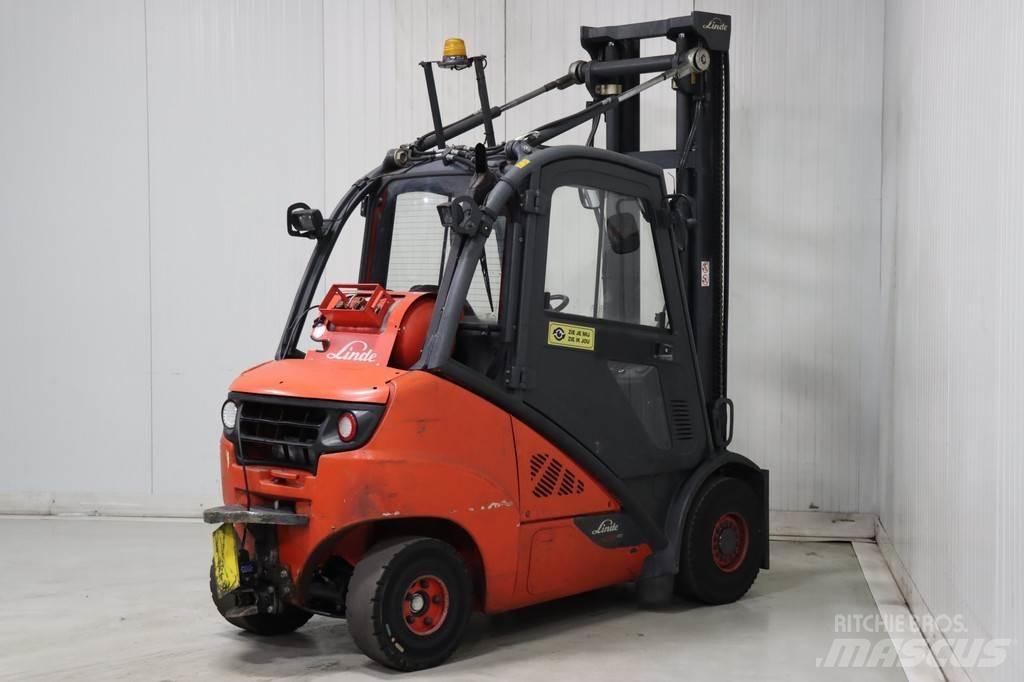 Linde H35T-02 Gas Stapler