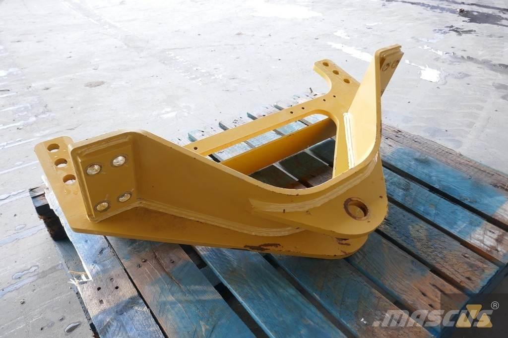CAT 140M3 Drawbar Transport Sonstige