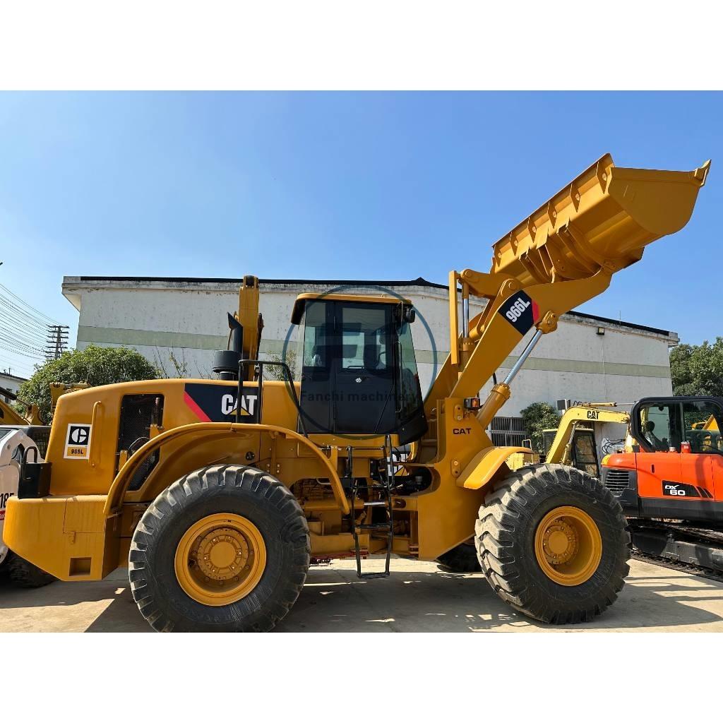 CAT 966 Radlader