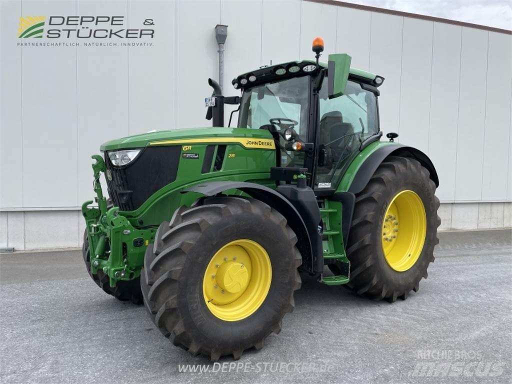 John Deere 6R 215 Traktoren