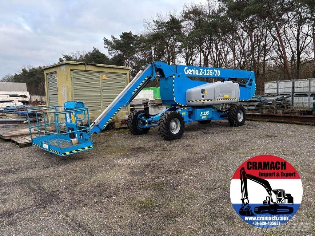 Genie Z 135 Gelenkteleskoparbeitsbühnen