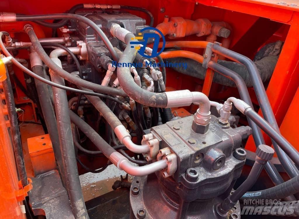 Doosan DX 300 Raupenbagger