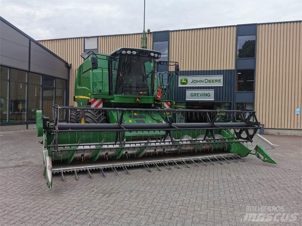 John Deere T560 Mähdrescher