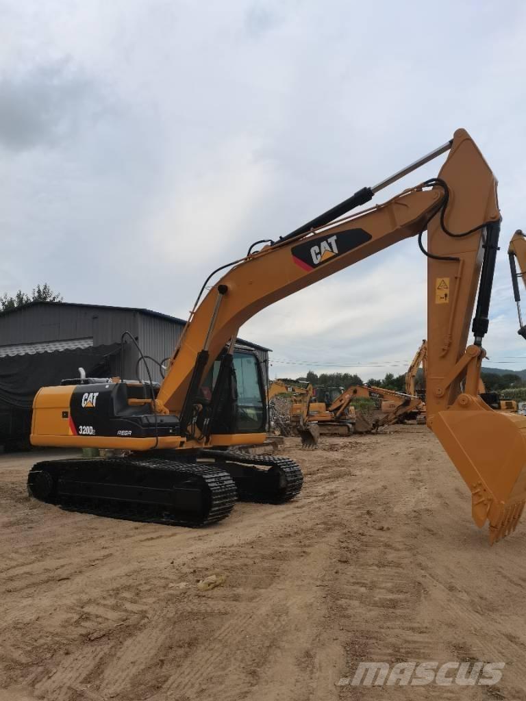CAT 320D Raupenbagger