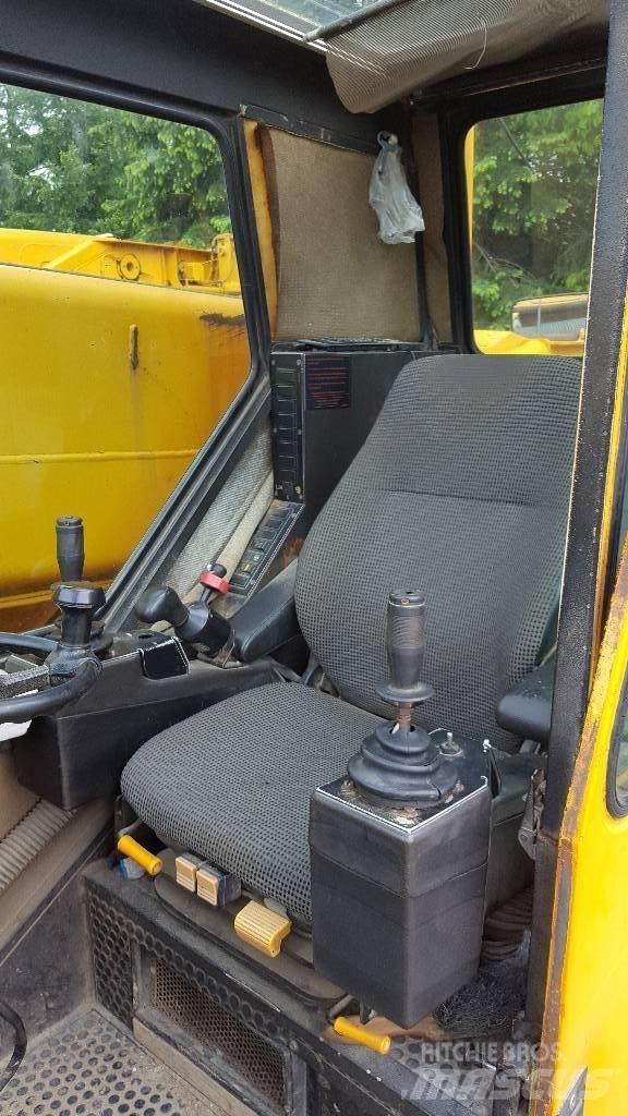 Demag AC 40-1 City All-Terrain-Krane