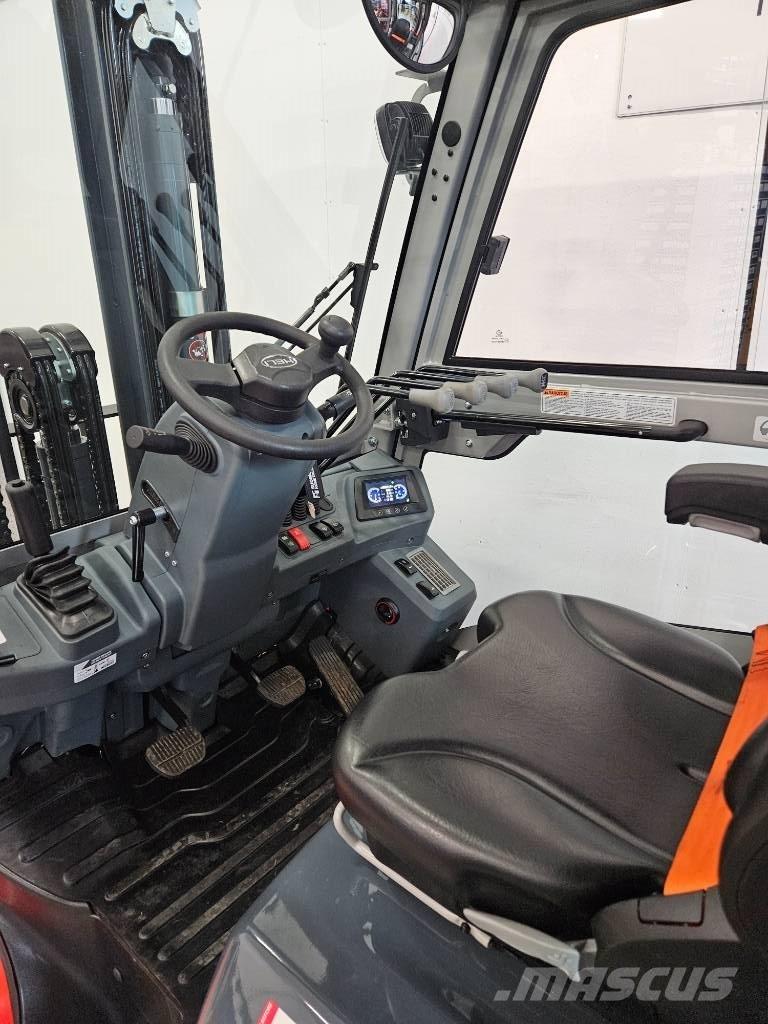 Heli CPCD 35 DIESEL Diesel Stapler