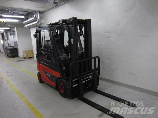 Linde E 25 Elektro Stapler