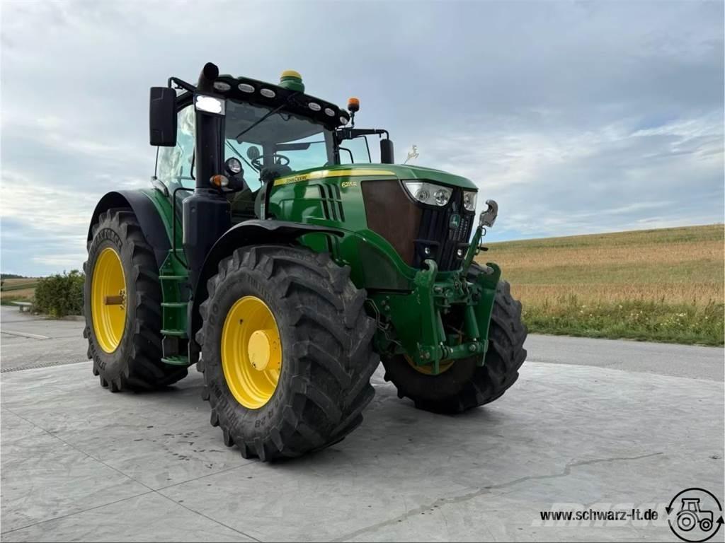 John Deere 6215R Traktoren