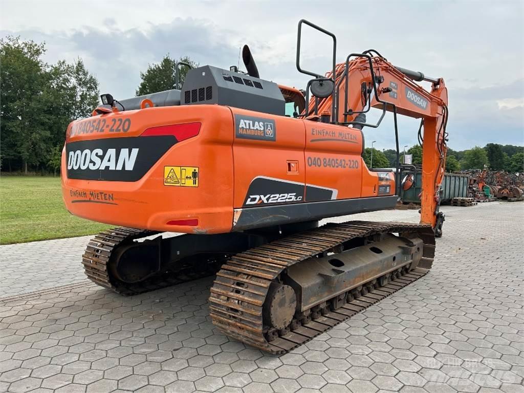 Doosan DX225LC-5 Raupenbagger