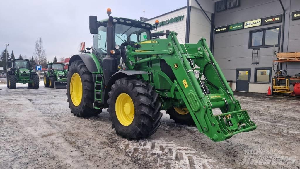 John Deere 6250 R Traktoren
