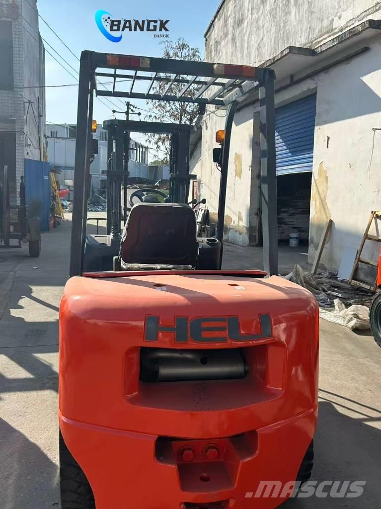 Heli CPCD 35 Diesel Stapler