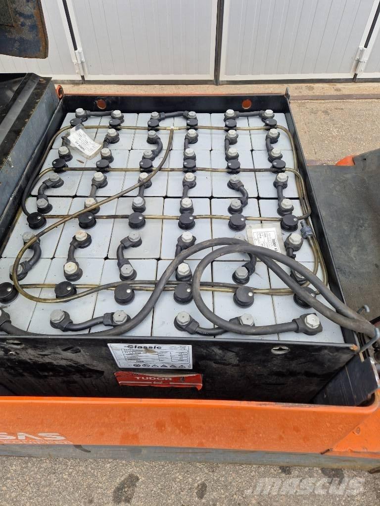 Toyota 7 FBEF 18 Elektro Stapler