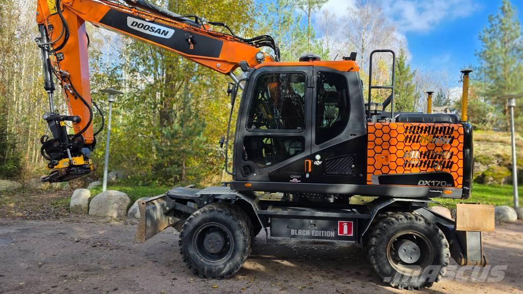 Doosan DX 170 W Mobilbagger